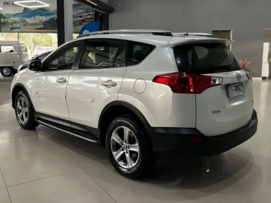 TOYOTA-RAV4-2.0 4X2 16V GASOLINA 4P AUTOMÁTICO TOYOTA-RAV4-2015