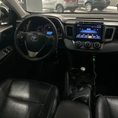 TOYOTA-RAV4-2015