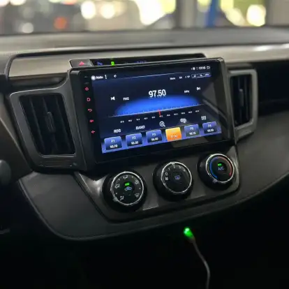 TOYOTA-RAV4-2015
