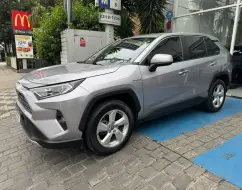 TOYOTA RAV4 2.5 VVT-IE HYBRID S AWD CVT TOYOTA RAV4 2.5 VVT-IE HYBRID S AWD CVT