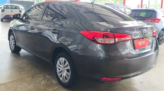 TOYOTA-YARIS-2024