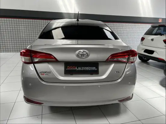 TOYOTA-YARIS-1.5 16V FLEX SEDAN XL PLUS TECH MULTIDRIVE TOYOTA-YARIS-2019