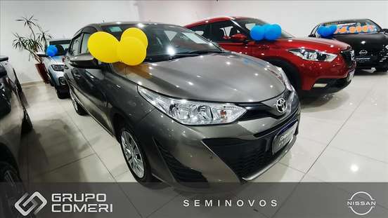 TOYOTA-YARIS-2020