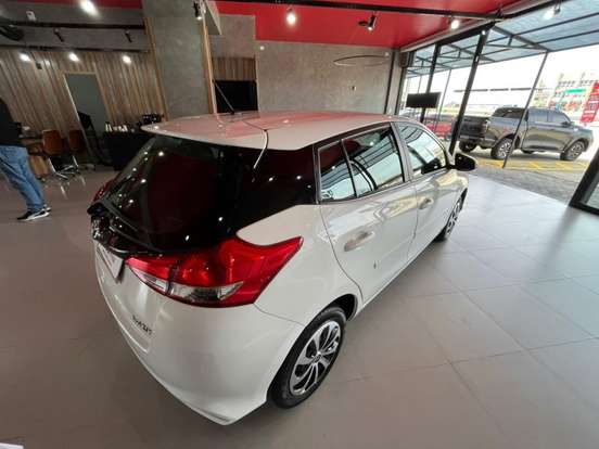 TOYOTA-YARIS-1.3 16V FLEX XL LIVE MULTIDRIVE TOYOTA-YARIS-2021