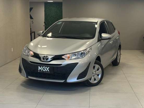 TOYOTA-YARIS-2020
