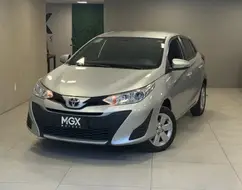 TOYOTA YARIS 1.3 16V FLEX XL LIVE MULTIDRIVE TOYOTA YARIS 1.3 16V FLEX XL LIVE MULTIDRIVE
