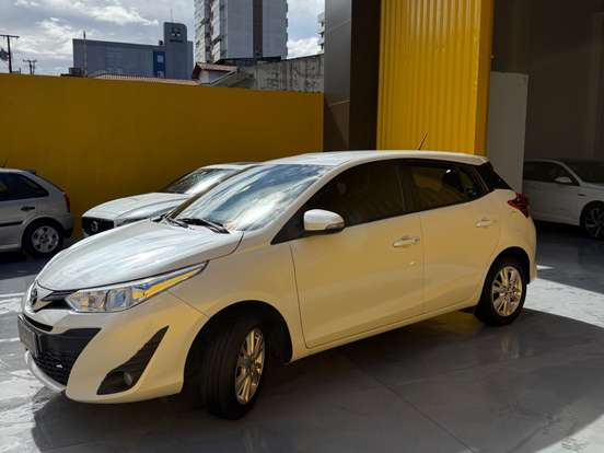 TOYOTA-YARIS-1.3 16V FLEX XL PLUS TECH MULTIDRIVE TOYOTA-YARIS-2019
