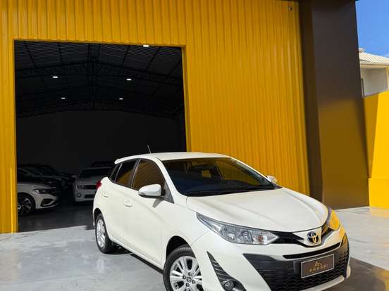 TOYOTA-YARIS-1.3 16V FLEX XL PLUS TECH MULTIDRIVE TOYOTA-YARIS-2019