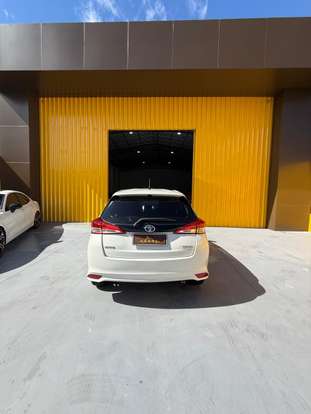 TOYOTA-YARIS-2019