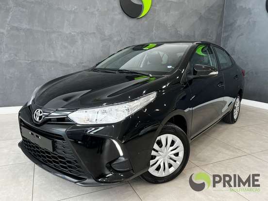 TOYOTA-YARIS-2024