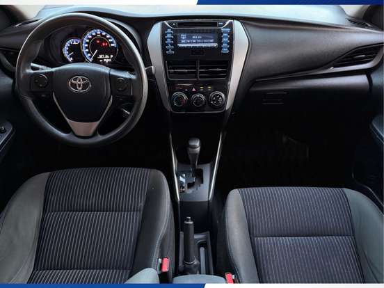 TOYOTA-YARIS-2019