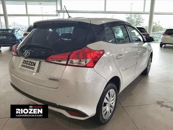 TOYOTA-YARIS-1.5 16V FLEX XL MULTIDRIVE TOYOTA-YARIS-2022