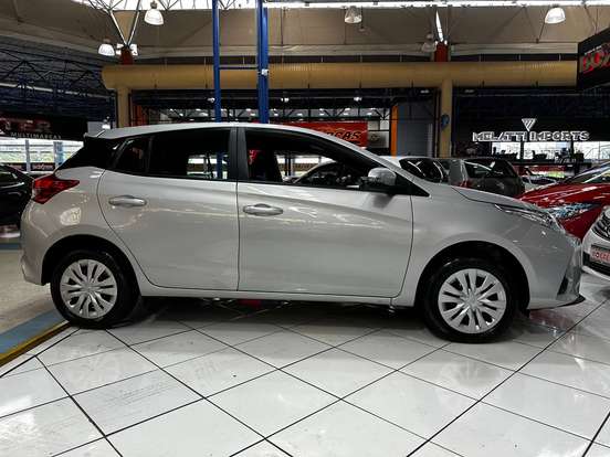 TOYOTA-YARIS-1.5 16V FLEX XL MULTIDRIVE TOYOTA-YARIS-2025