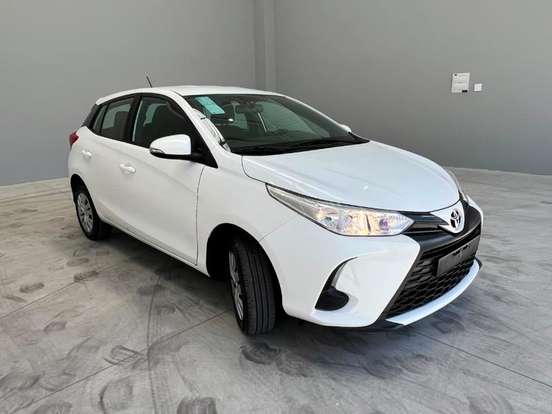 TOYOTA-YARIS-2025