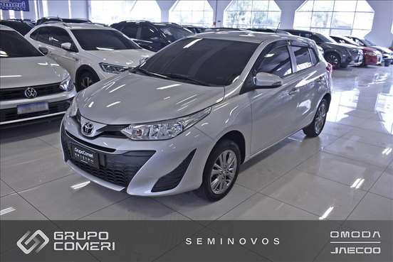 TOYOTA-YARIS-2020