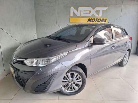 TOYOTA-YARIS-2020
