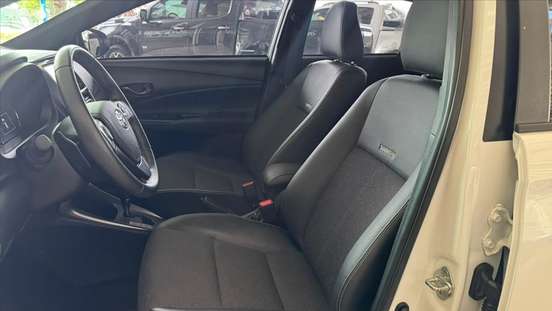 TOYOTA-YARIS-1.5 16V FLEX XLS MULTIDRIVE TOYOTA-YARIS-2024