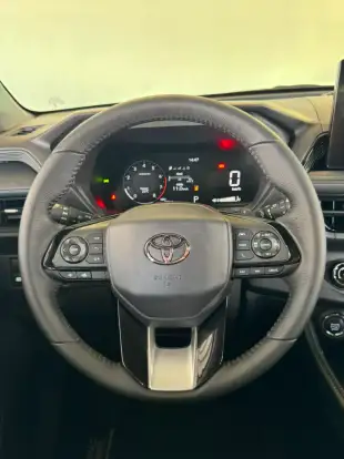 TOYOTA-YARIS CROSS-2026
