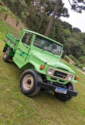 TOYOTA-BANDEIRANTE-4.0 OJ50LV-B 4X4 CHASSI LONGO DIESEL 2P MANUAL TOYOTA-BANDEIRANTE-1988