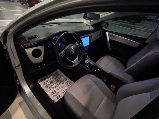 TOYOTA-COROLLA-2018