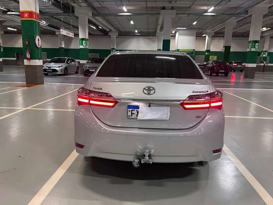 TOYOTA-COROLLA-2018