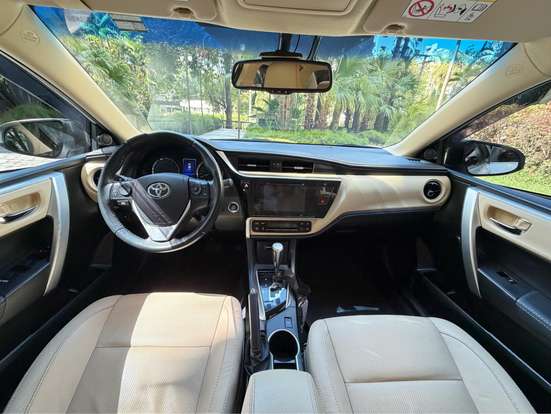 TOYOTA-COROLLA-2017