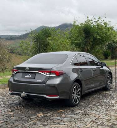 TOYOTA-COROLLA-2021