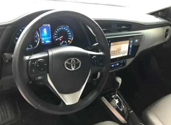 TOYOTA-COROLLA-2017