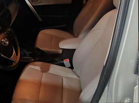 TOYOTA-COROLLA-2014