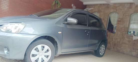 TOYOTA-ETIOS-2014