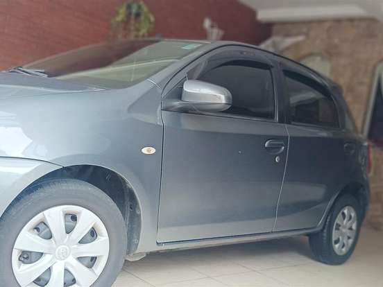 TOYOTA-ETIOS-1.5 XS 16V FLEX 4P MANUAL TOYOTA-ETIOS-2014
