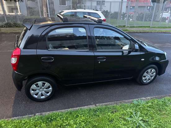 TOYOTA-ETIOS-2014