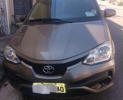 TOYOTA-ETIOS-2017