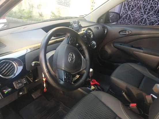 TOYOTA-ETIOS-1.5 XS SEDAN 16V FLEX 4P AUTOMÁTICO TOYOTA-ETIOS-2017