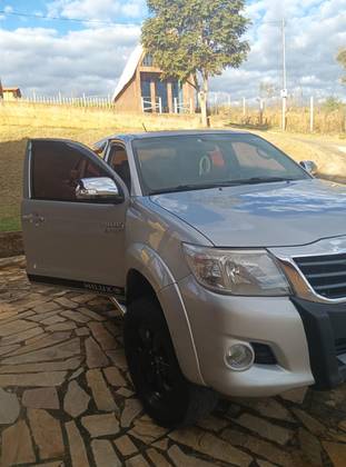 TOYOTA HILUX 2.7 SRV 4X4 CD 16V FLEX 4P AUTOMÁTICO