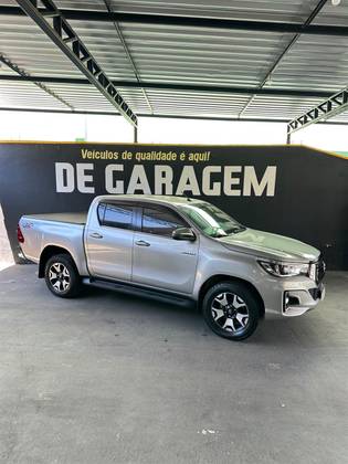 TOYOTA HILUX 2.8 SRX 4X4 CD 16V DIESEL 4P AUTOMÁTICO