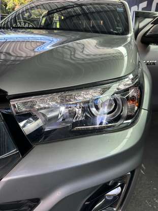 TOYOTA-HILUX-2020