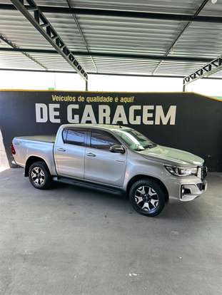 TOYOTA-HILUX-2020