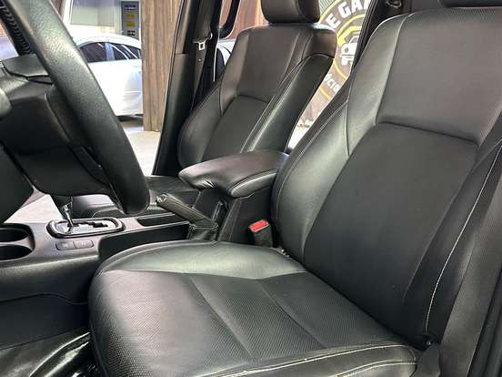 TOYOTA-HILUX-2.8 SRX 4X4 CD 16V DIESEL 4P AUTOMÁTICO TOYOTA-HILUX-2020