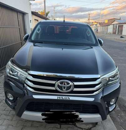 TOYOTA-HILUX-2016