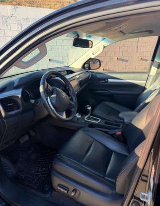 TOYOTA-HILUX-2016