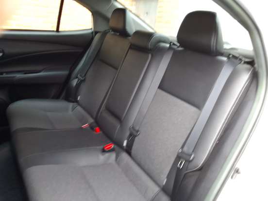 TOYOTA-YARIS-2022