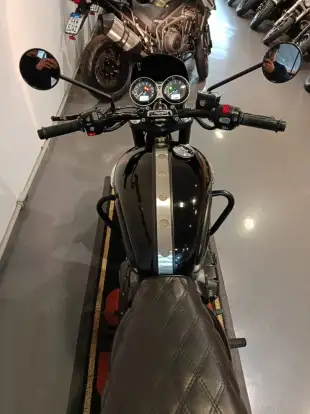TRIUMPH-BONNEVILLE T120 BLACK 1200-2017