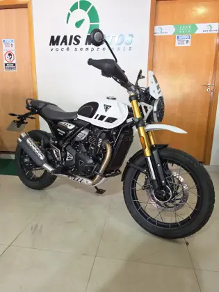 TRIUMPH SCRAMBLER 400 XC 
