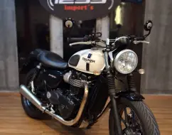 TRIUMPH STREET TWIN TRIUMPH STREET TWIN