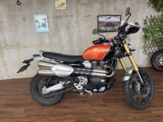 TRIUMPH-BONNEVILLE SCRAMBLER 1200 XE-2024