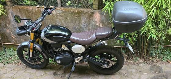 TRIUMPH SCRAMBLER 400 X 