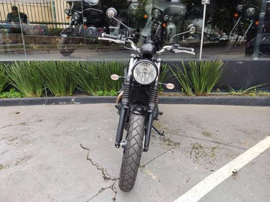 TRIUMPH-SCRAMBLER 900-2024