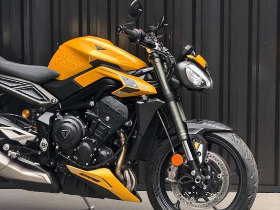 TRIUMPH-STREET TRIPLE RS ABS TRIUMPH-STREET TRIPLE RS ABS-2024