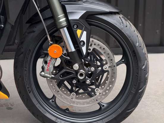 TRIUMPH-STREET TRIPLE RS ABS TRIUMPH-STREET TRIPLE RS ABS-2024